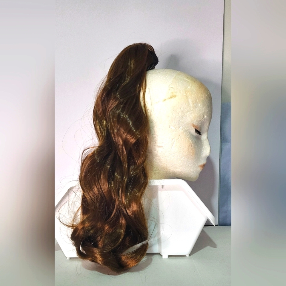 🚨Brown Wavy Ponytail Extension